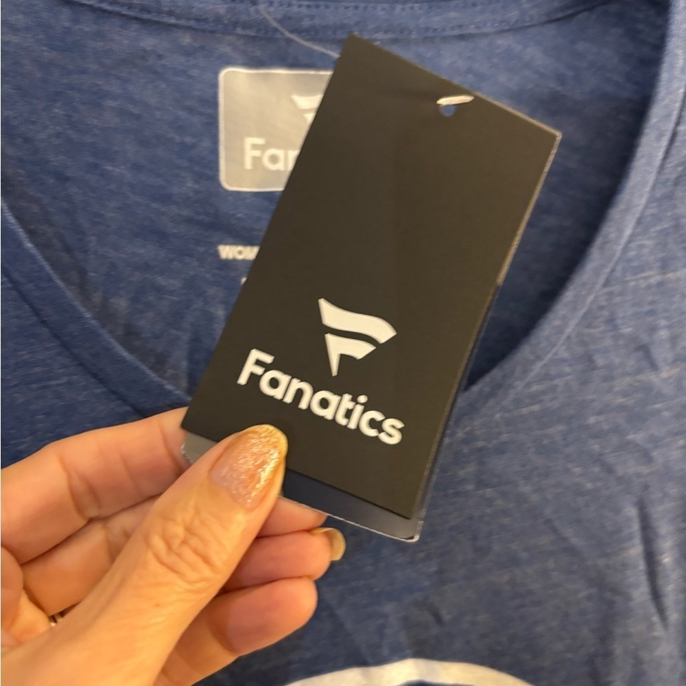 Fanatics Blue Cubs T-Shirt - Picture 5 of 7